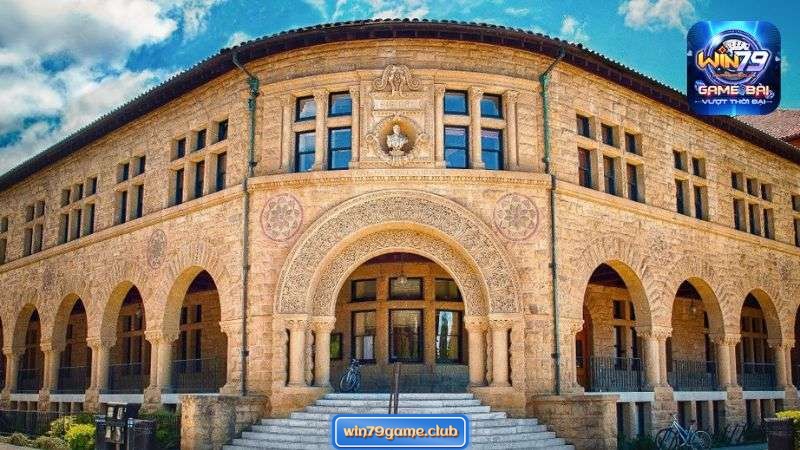 Marcus Trần tốt nghiệp Thạc sĩ Quản trị Kinh doanh tại Đại học Stanford